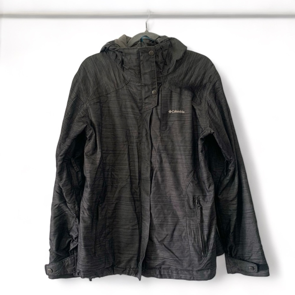 Columbia Men's Grey Shell XL